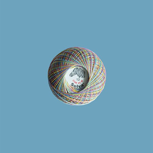 Linha de crochê nº6 (cores matizadas)